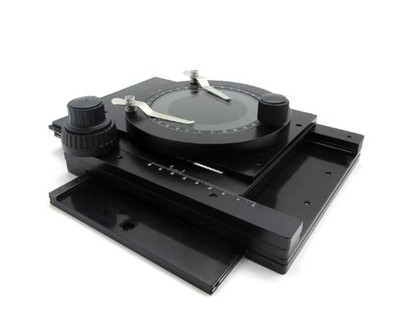XYZ-Axis Three-Directional Bidirectional Rotating Stage for Mobile Platforms
