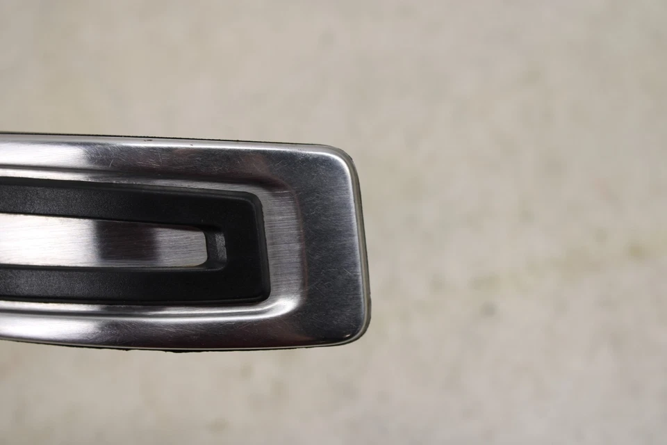 2018-2021 Volkswagen Accelerator Pedal 5QM723503 OEM NB76 - Image 4 of 4