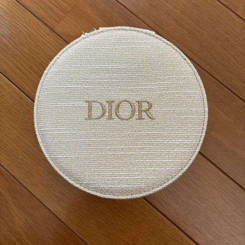 Trousse de maquillage Dior Gold Vanity avec miroir et breloque étoile