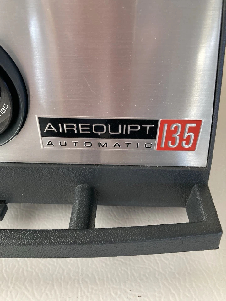 Vintage Airequipt Automatic 135 2x2 Slide Projector - Image 2 of 4