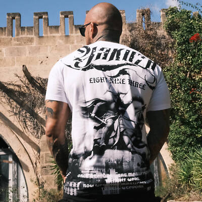Neues Yakuza Herren Knightmare Regular T-Shirt - Weiß