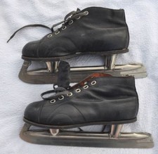 1966 USSR Soviet Russia Pair of Skates Ice Skating Good Condition 34 size
