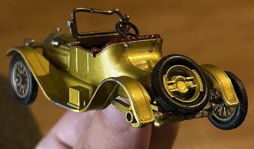Lesney Matchbox 1913 Cadillac Vintage Golden Damaged Made In England - Picture 5 of 12