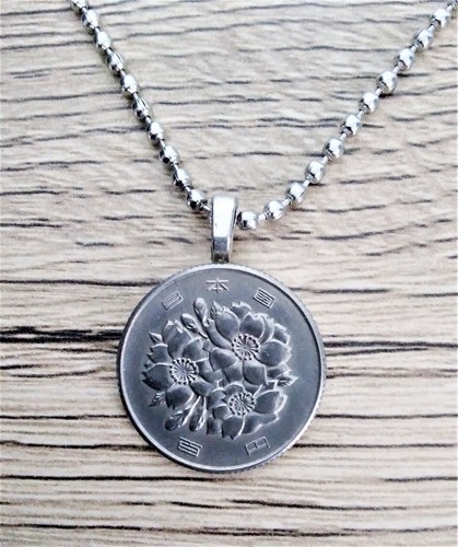 Coin Necklace/Pendant - JAPAN - 100 YEN 