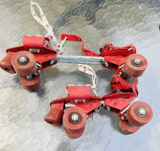 Pr VTG rollerskates  rubber Wheels. Expandable