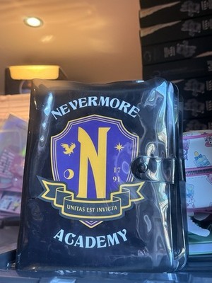 Wednesday Addams Nevermore Academy Tagebuch Planer Brandneu MGM Claire s