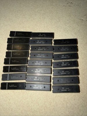 LOT OF 23 ASSORTED MAKERS VINTAGE NEC CHIP D8049C - SEE PHOTOS