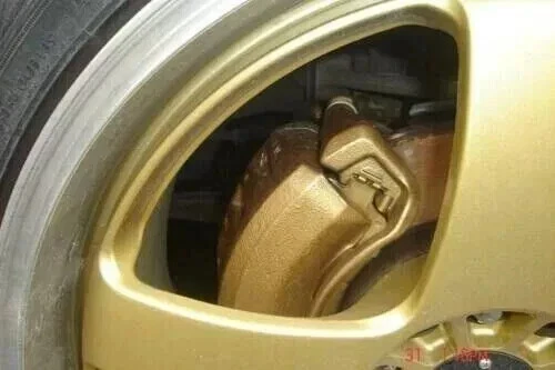 Rotor de freno de pinza de esmalte de motor de pintura de alto calor con recubrimiento en spray de oro de cerámica Foto 4 de 4