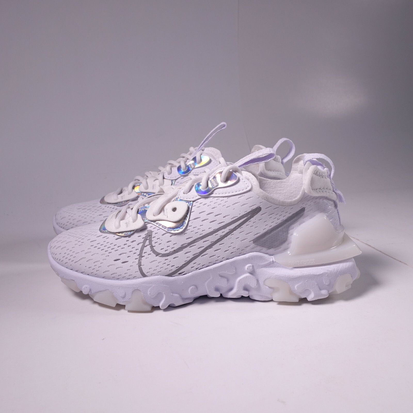 Nike NSW React Vision Essential купить в Америке, лот 353361039568