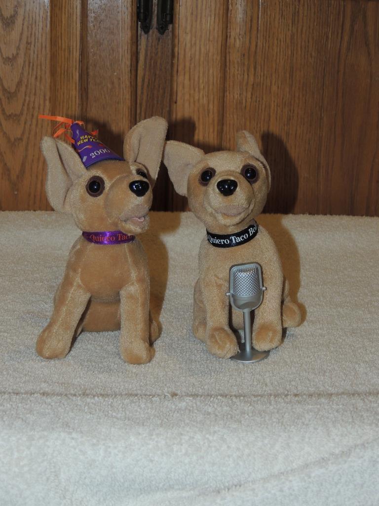 TACO BELL Yo Quiero Chihuahua Talking Dogs Plush says Happy New