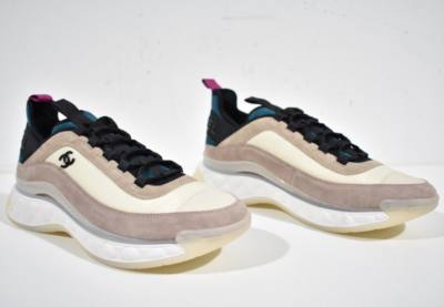 Chanel 20K Beige Pink Black White CC Logo Lace Up Flat Runner