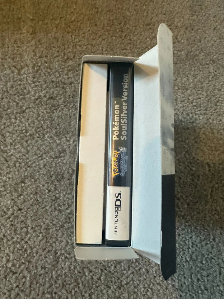 Pokemon: SoulSilver Version (Nintendo DS) Complete New Game Pokewalker Genuine - Image 3 of 4