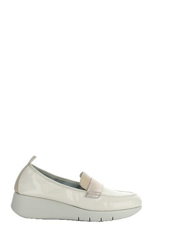 Clove Shoes Womens Size 8.5 M7 White Slip Resistant Nursing  display picture 1