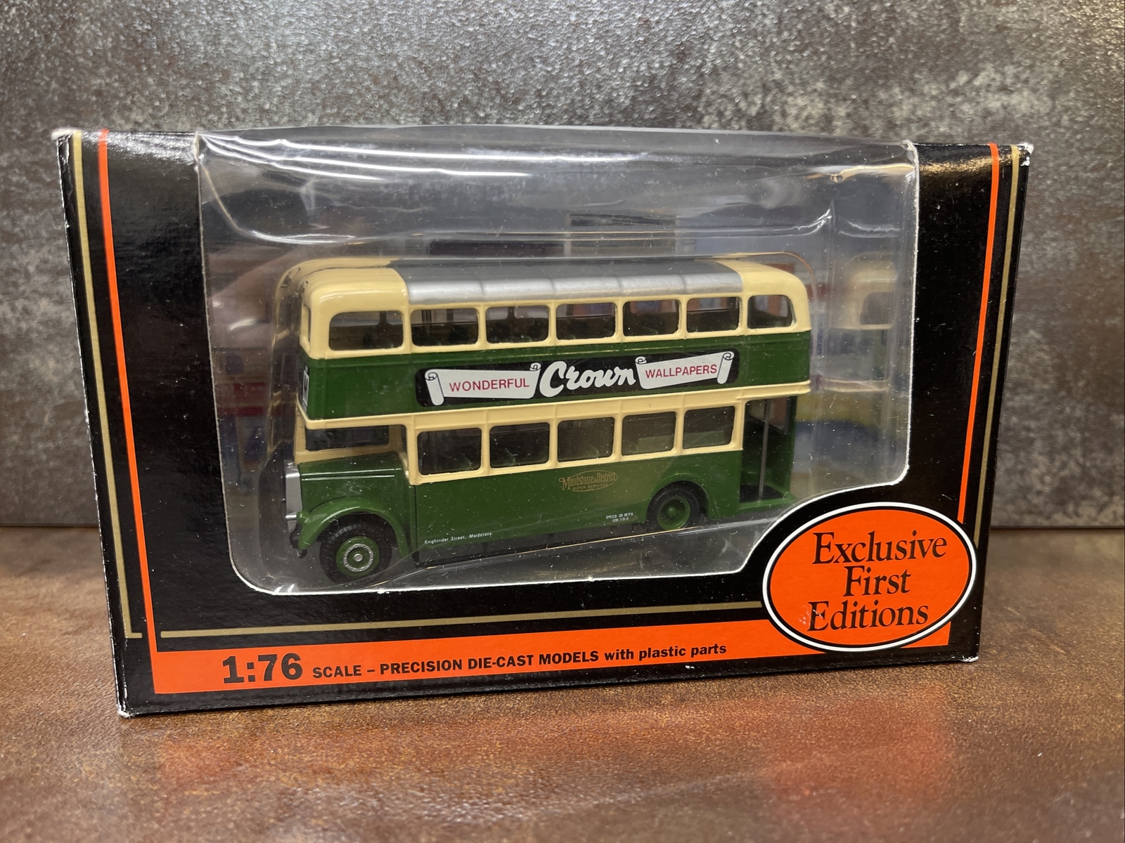 EFE 1/76 20001 Leyland PD2/12 Orion Maidstone & District R122