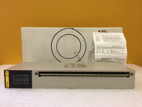Omron C500-OC224-E (3G2A5-0C224-E) 16 / 32 Point, PLC Series Output Module. New!