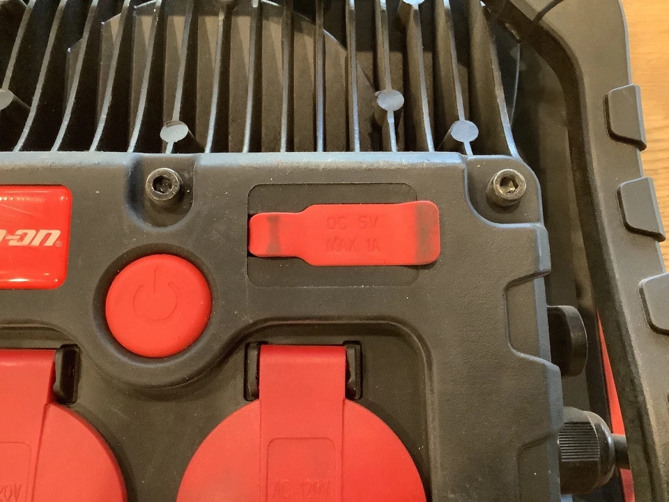 Herramientas Snap On Super Flood Light Modelo: ECFDA0509 Foto 4 de 4