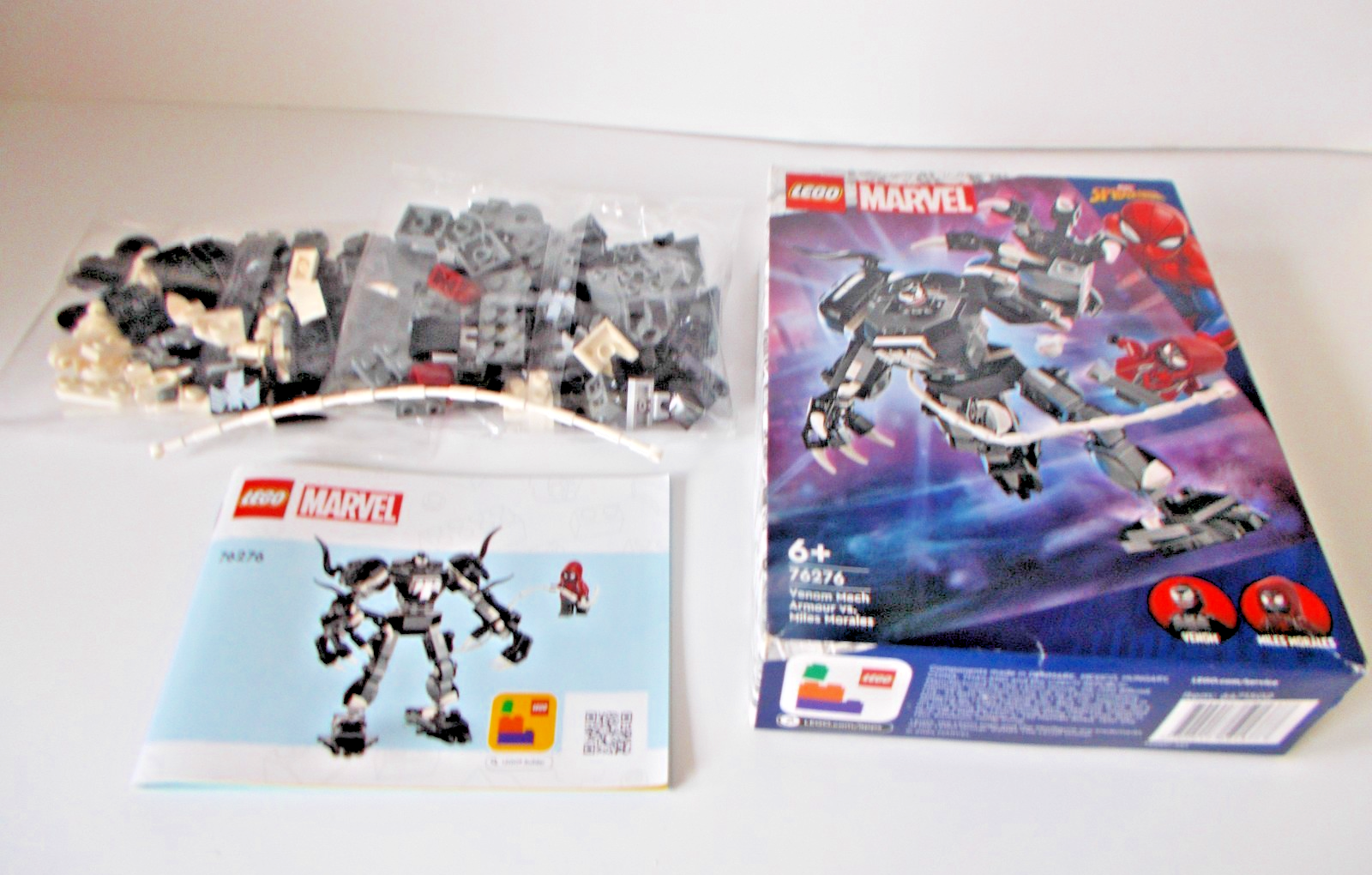 LEGO Super Heroes: Venom Mech Armour Vs. Miles Morales (76276) Brand New