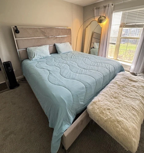 Rest Evercool Minimalist Style Comforter REST US Queen/UK King Blue NEW OPEN BOX