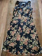 Vintage Sheri Martin Size 12 Floral Chiffon Lined Knee Length Dress Sleeveless
