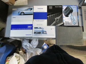 2003 Volvo S40/V40 Owners Manual Set with Case | eBay