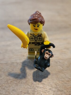 LEGO Zookeeper Minifigure Series 5 CMF 8805 Collectible Monkey Banana col071