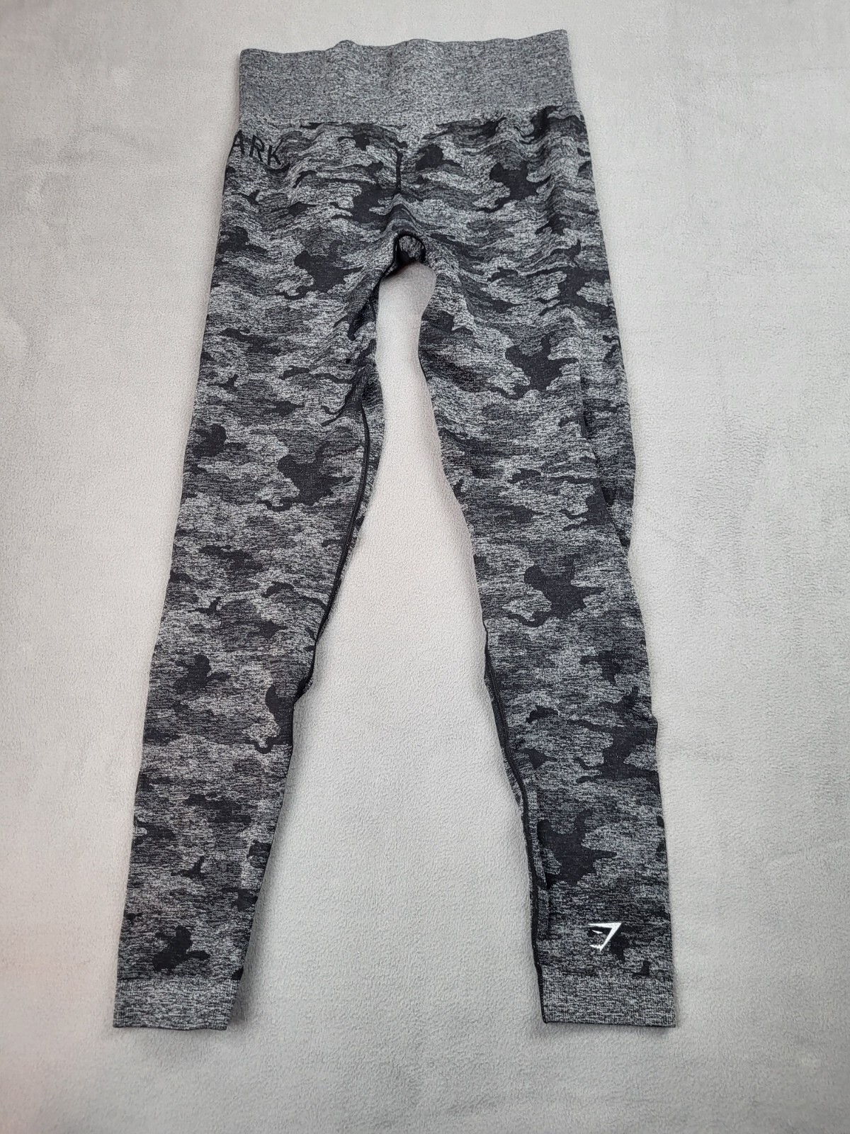 Gymshark Womens Small Gray Camo Performance Leggings Lightweight Stretch Gym Wear