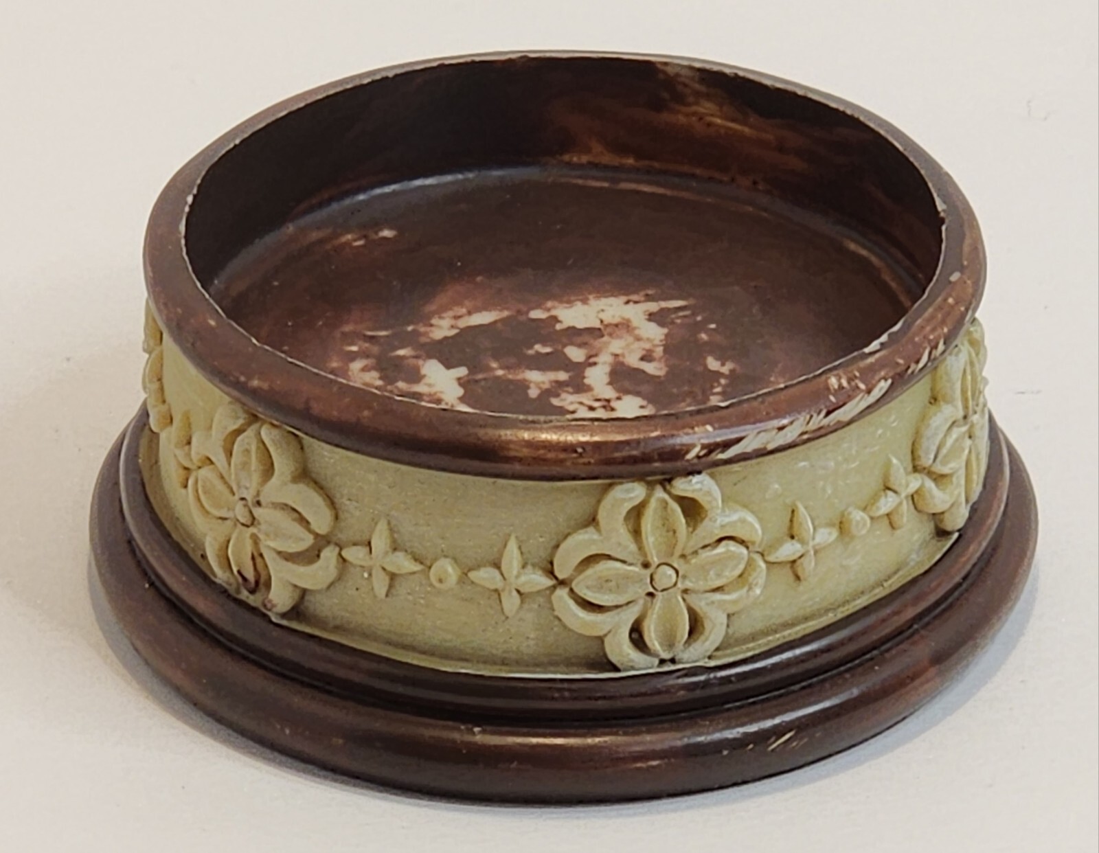 Vintage Bill Blass Carved Display Holder Ceramic Decor