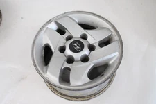 Hyundai Terracan 65087 Rear Right Light Metal 7x16ET20 Aluminum Rim - Light Metal