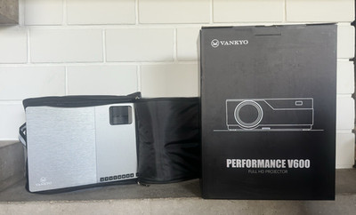 VANKYO Performance V600 Full HD Desktop-Projektor Silber Schwarz