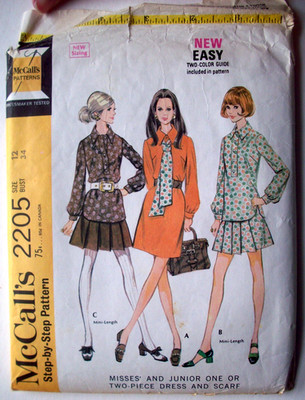 60's EASY Short pleated skirt blouse pullover dress pattern 2205 Size 12