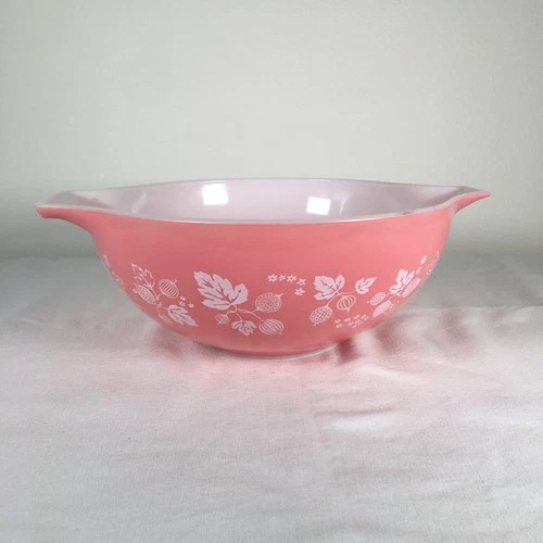 Vintage Pyrex Pink Gooseberry 444 Cinderella Mixing Bowl 4 Quart