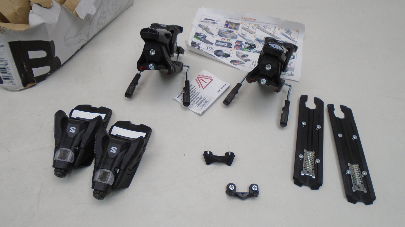 SALOMON L4177500015N ATTACCHI SCI STRISCE 14 GW D90 NERI