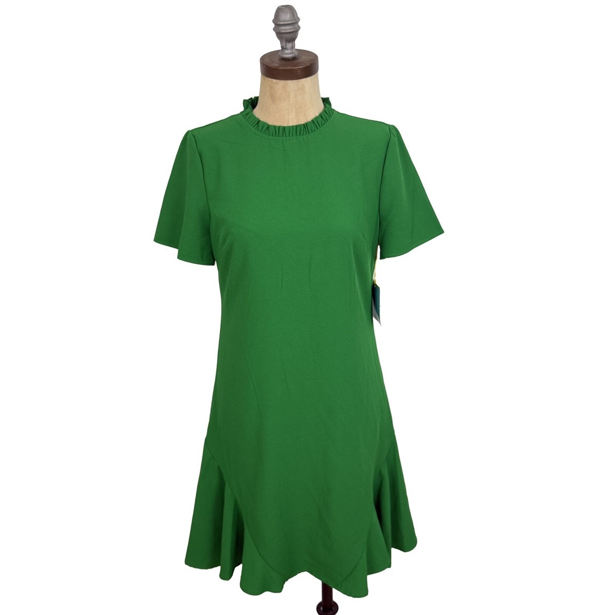 green emerald velvet dress Dress Work By Cece In Green, Size:1X – Clothes Mentor North Olmsted