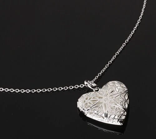 Collana E Ciondolo Prezioso Con Relicario A Cuore In Argento E Filigrana - Immagine 3 di 4