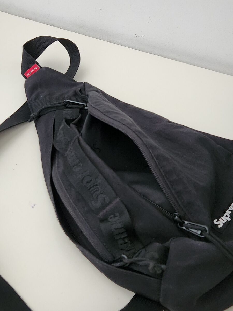 FW20 Supreme Sling Bag Black Backpack Waist Shoulder bag FW20 Supreme Sling Bag Black Backpack Waist Shoulder bag