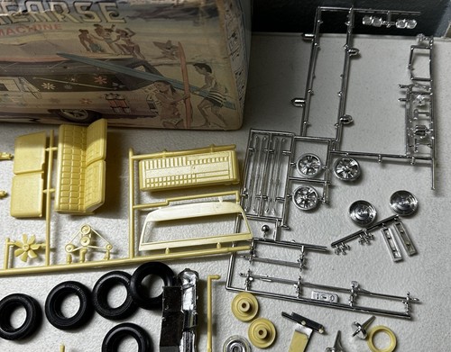 Heavenly Hearse 1/25 Scale Model Kit Jo-Han A Wild Surf Party Machine See Pics - Picture 2 of 13