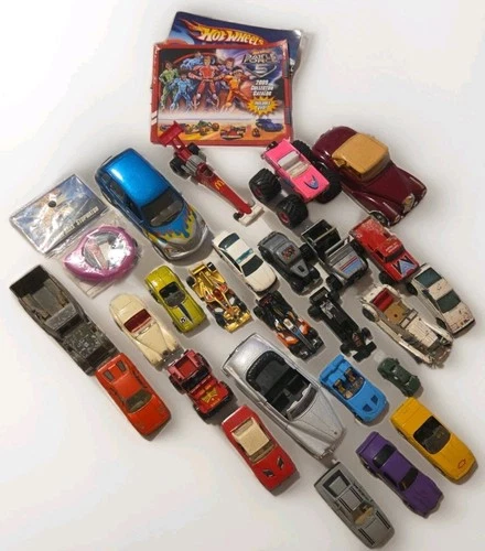 Lot Of  Vintage  Hotwheels And Matchbox Cars With Odd Extras