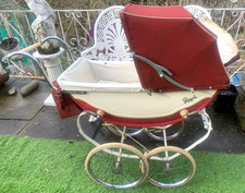 Baby Carriage English Royal Pram Antique / Vintage dolls full size