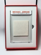 MICHAEL JORDAN 1996-97 Game-Used GU Chicago Bulls Jumbo Warm Ups Jersey Swatch