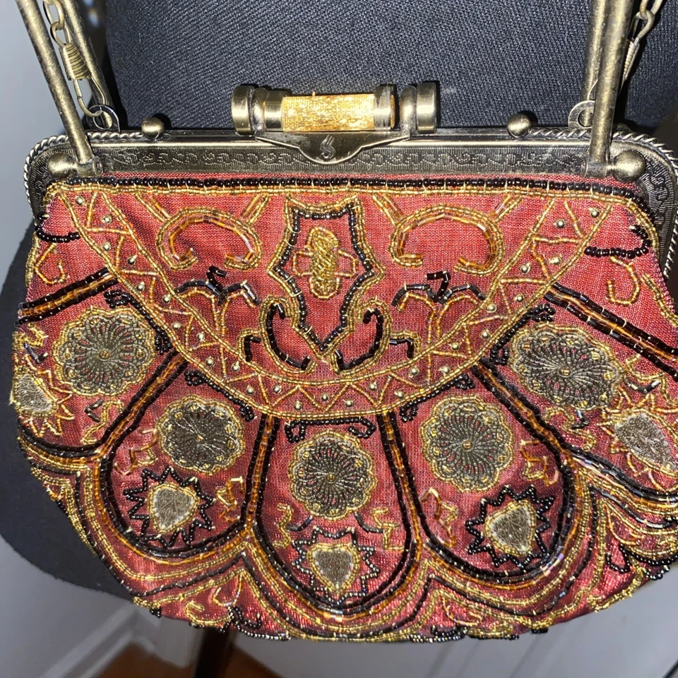 Vintage Red Beaded Handbag - Image 3 of 4