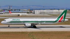 Airbus A-321 A321-100 Alitalia Desk Wood Airplane New Model Small Scale 1/130