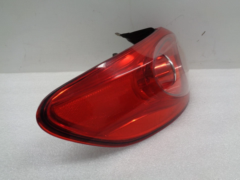 2009-2012 Volkswagen CC Left Driver Quarter Mounted Tail Light Lamp OEM AK240611 - Image 3 of 4