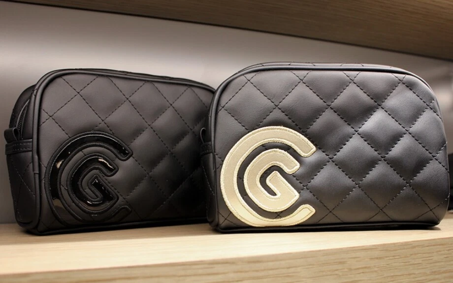 Bolsa Cleveland Golf CGK11 negra, color codorniz dorada Foto 3 de 4