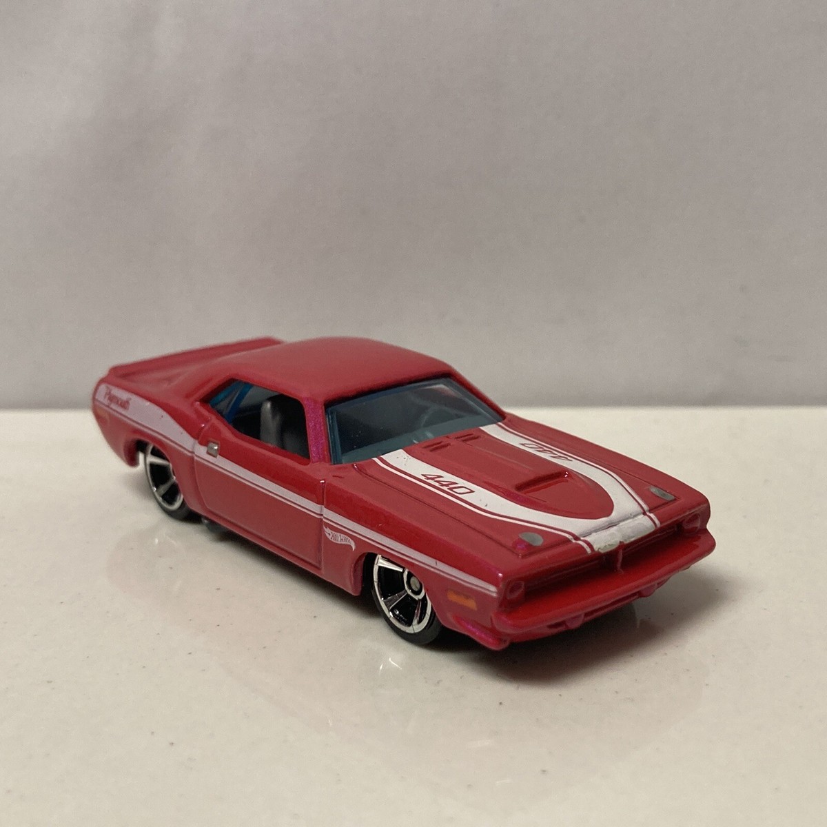 ミニカー 1970 Plymouth AAR 'Cuda 1970 70 Plymouth AAR Cuda 440 Barracuda Collectible 1/64 Scale