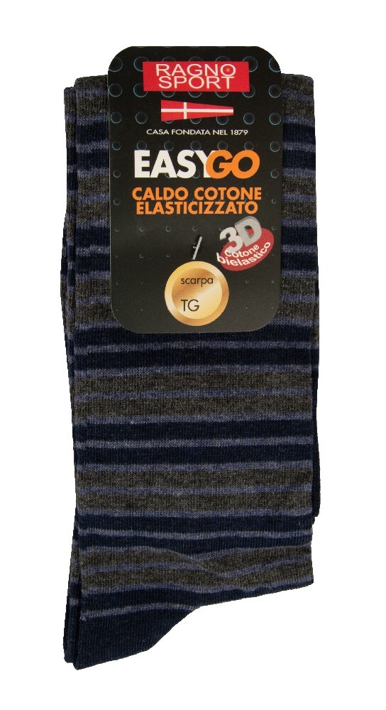 У нее длинные ноги, и она не боится, что Баумволле легко справится с РАГНО-СПОРТИВНЫМ артиклем 0