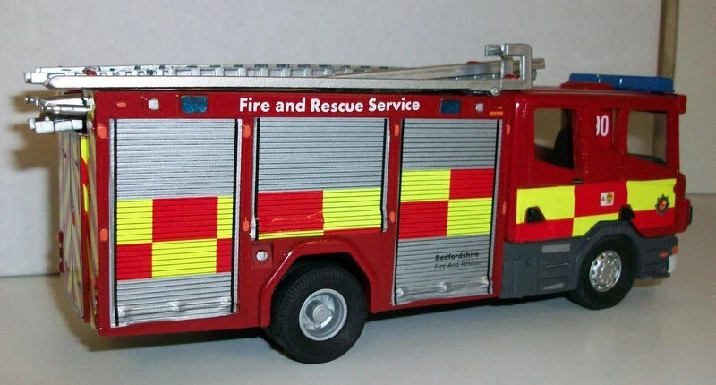 Fire Brigade Models 1/50 Scale - FBM1 Scania Bedfordshire Fire & Rescue Service - Image 2 of 4