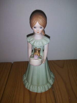 1982 Enesco Growing Up Birthday Girls Figurine Age 11 Brunette Hair Green Dress