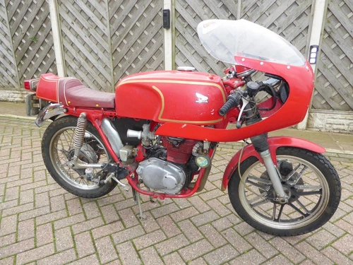 HONDA CB 250 CAFE RACER L REG 350 TOP END TWIN AMAL CARBS REAR SETS LOW MILES - Picture 1 of 15