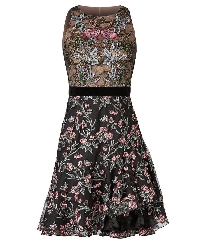 Monique Lhuillier Sheer Black Floral Rose Embroidered Lace Dress - Large / 12 - Image 3 of 4
