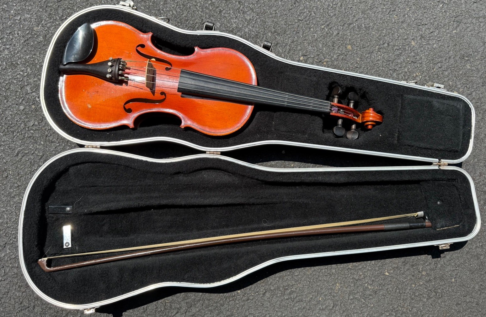 Scherl and Roth R401E 14” Viola serial 7046116